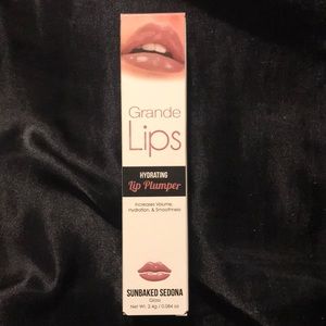 Grande Lips Hydrating Lip Plumper Gloss